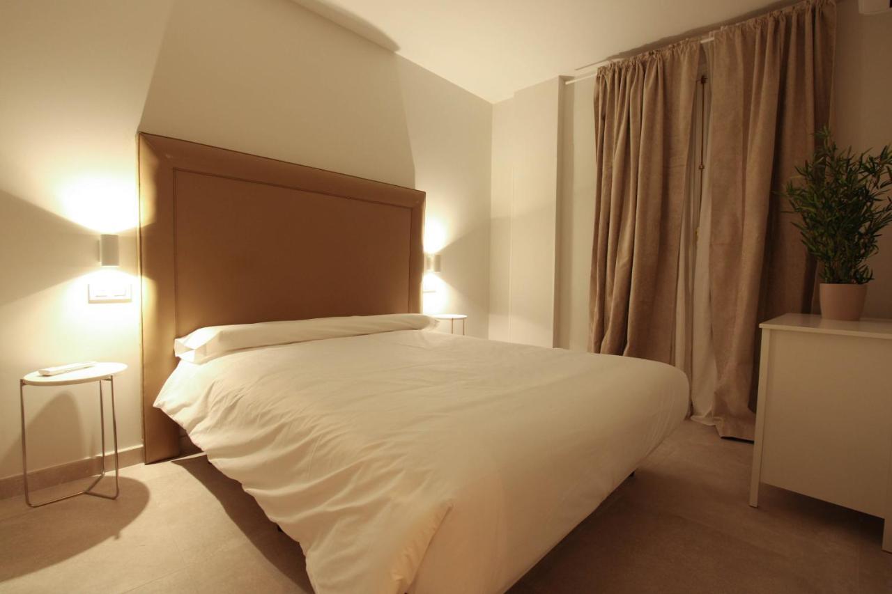 A Un Paso De La Catedral Apartment โตเลโด ภายนอก รูปภาพ